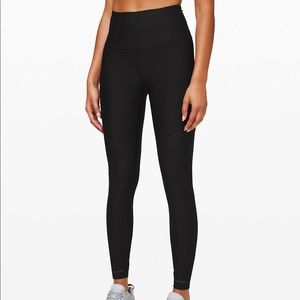 NWOT Women’s Lululemon Zoned In Tight 27"